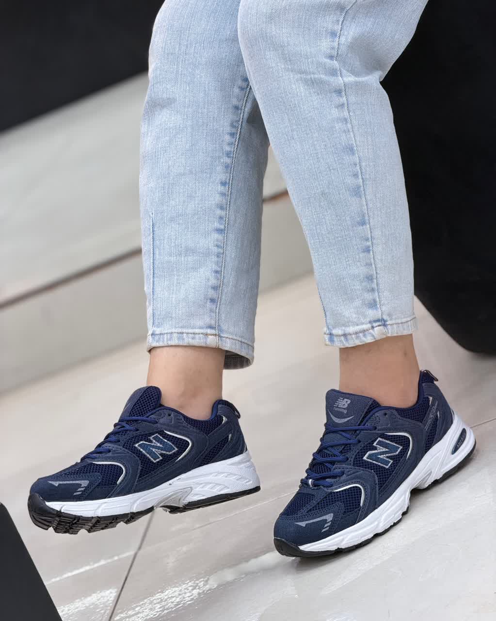 کتونی نیو 530